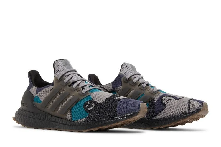 Krossovki-Mark-Gonzales-x-adidas-Ultra-Boost-Shmoo-7