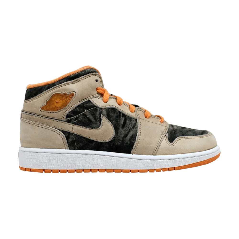 Krossovki-Air-Jordan-1-Retro-GS-Urban-Safari