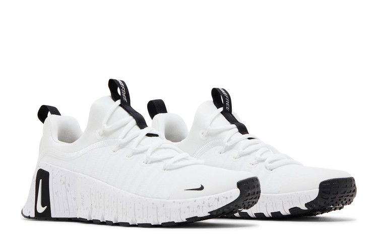 wmns-free-metcon-6-white-metallic-silver-black-hq3510-100_07