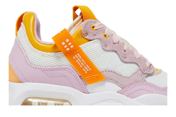 jordan-ma2-gs-white-light-arctic-pink-gold-cw6594-160_01
