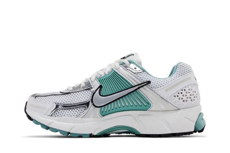 Кроссовки Nike Wmns Air Zoom Vomero 5 'Cannon'