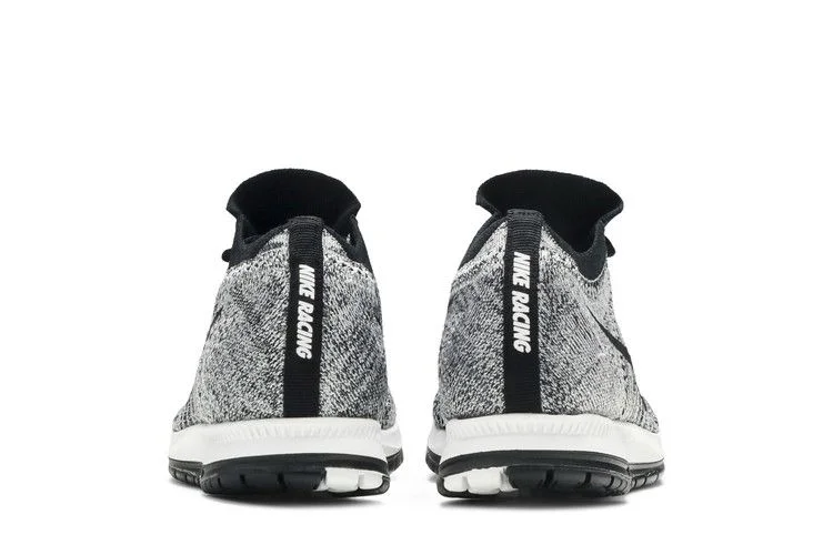 Кроссовки Nike Zoom Flyknit Streak 'Oreo'
