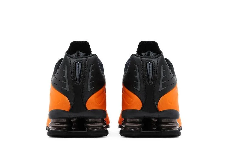 Krossovki-Nike-Shox-R4-Bright-Ceramic-5