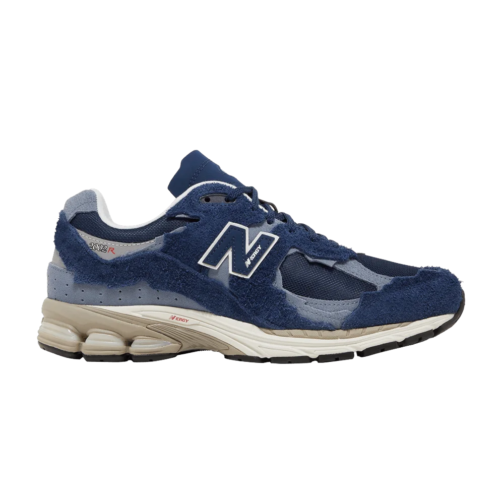 Krossovki-New-Balance-2002R-Protection-Pack-Navy