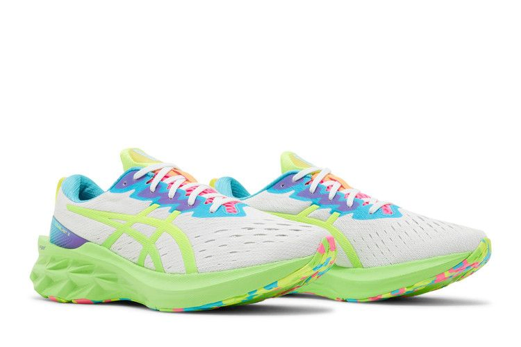 Кроссовки Asics Novablast 2 'White Safety Yellow'