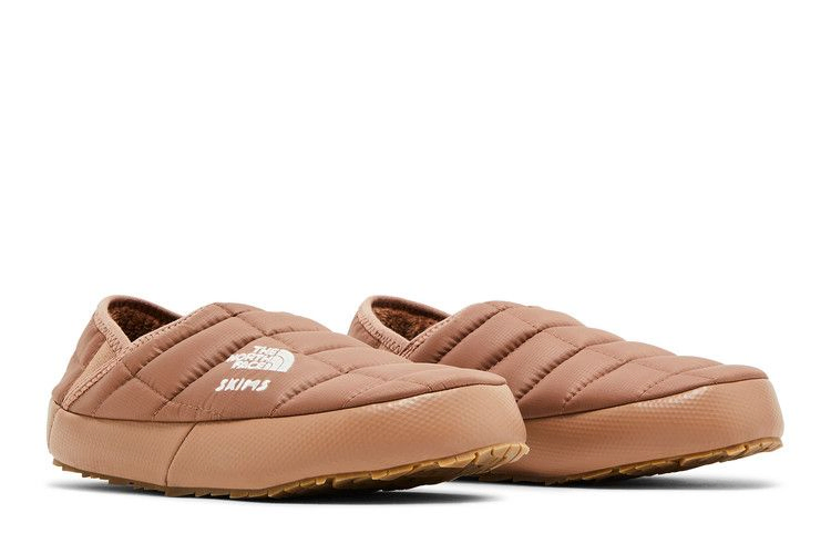skims-x-wmns-thermoball-traction-mule-5-sienna-a8dac-sie_07