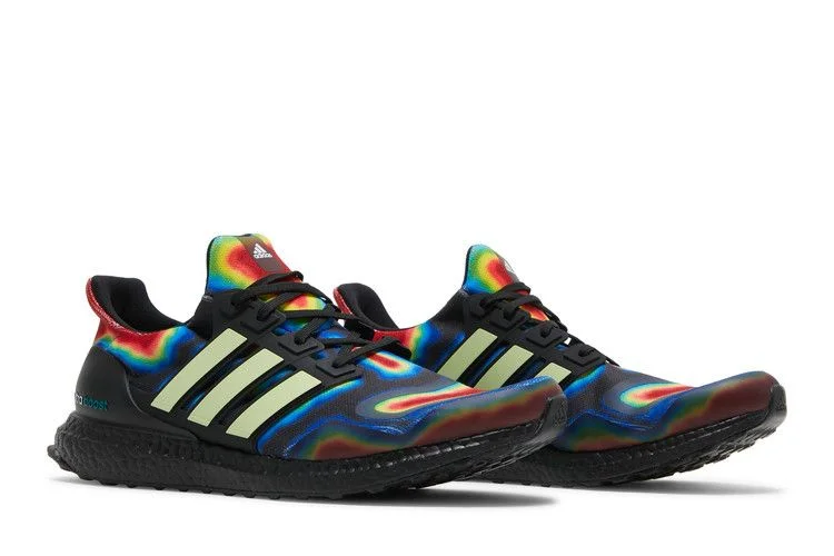 Krossovki-adidas-UltraBoost-DNA-Heat-Map-7