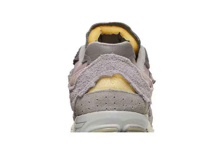 Кроссовки New Balance 2002R 'Protection Pack - Lunar New Year'