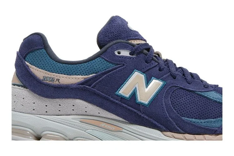 Кроссовки New Balance 2002R 'Night Tide'