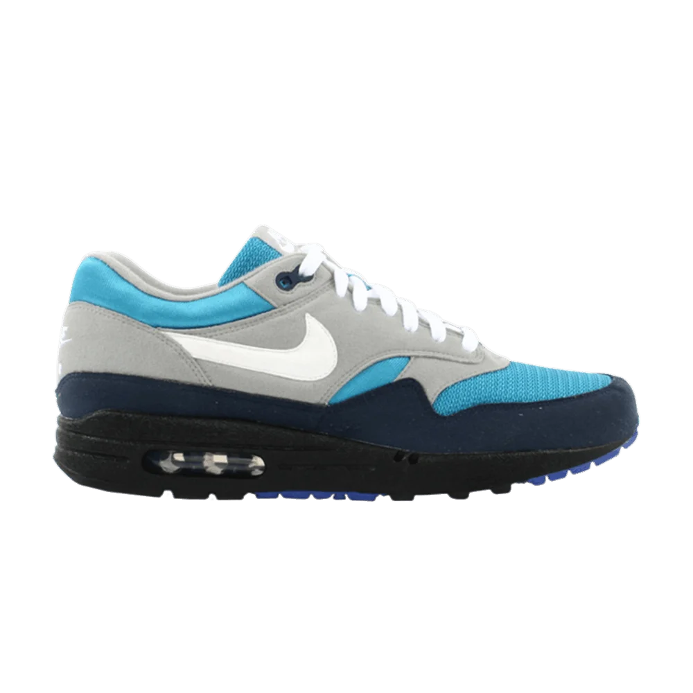 Krossovki-Nike-Air-Max-1-iD-1