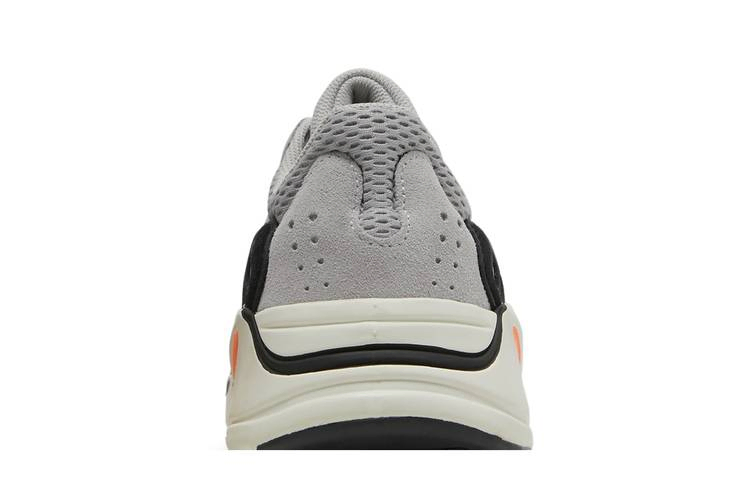 Кроссовки adidas Yeezy Boost 700 'Wave Runner' 2023