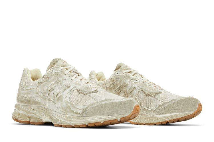 2002r-protection-pack-distressed-m2002rdg_07