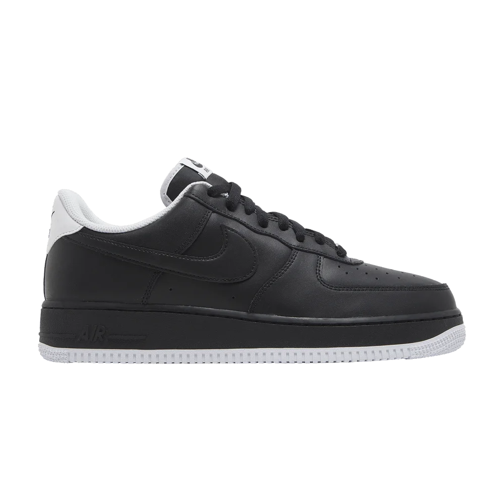 Krossovki-Nike-Air-Force-1-07-Double-Black-White