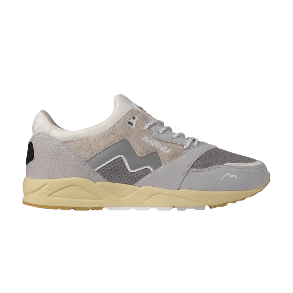 Кроссовки Karhu Aria 95 'Lunar Rock Foggy Dew'