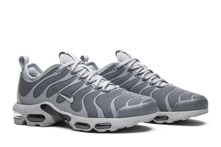 Krossovki-Nike-Air-Max-Plus-TN-Ultra-Cool-Grey-7