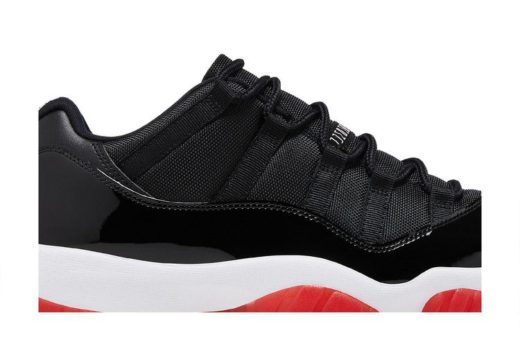 Кроссовки Air Jordan 11 Retro Low 'Bred' 2025