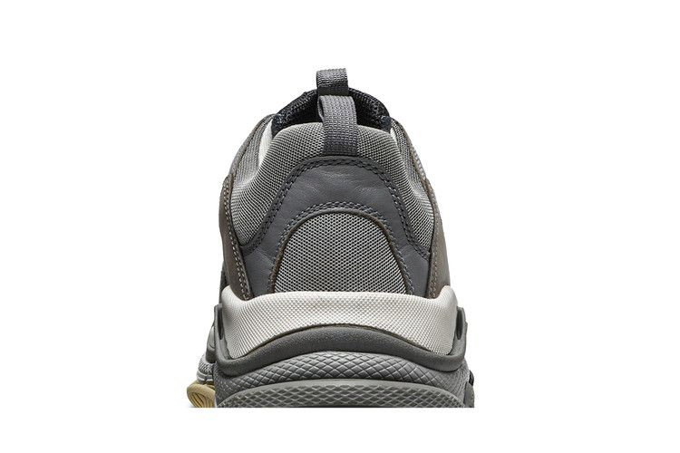 Кроссовки Balenciaga Triple S Sneaker 'Grey' 2018