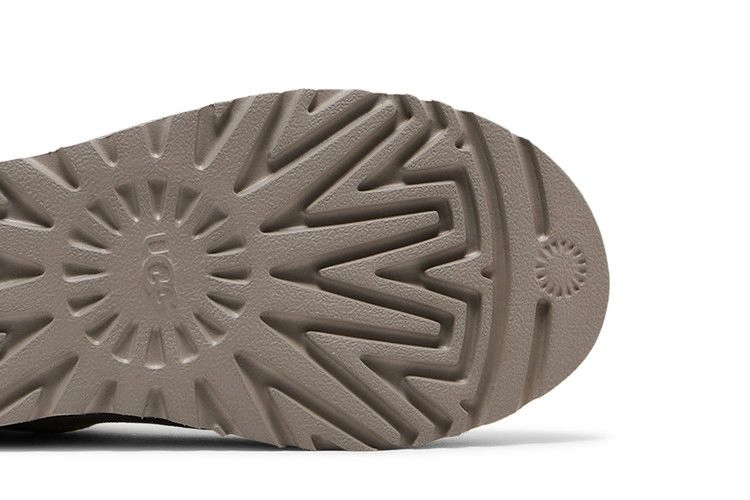 Кроссовки UGG Wmns Classic Ultra Mini Boot 'Goat'