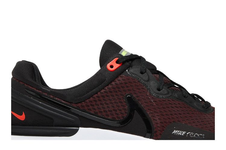 Кроссовки Nike React Miler 3 'Black Siren Red'