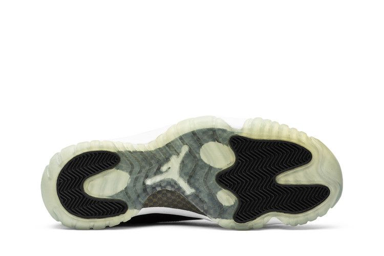 Кроссовки Air Jordan 11 Retro 'Concord - Defining Moments Pack'