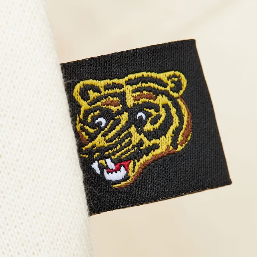 Лонгслив Mitchell & Ness Women's Cream Boston Bruins Logo Lightweight 3.0 Fleece Pullover Sweatshirt