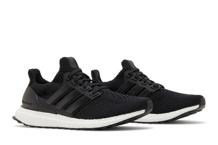 wmns-ultraboost-5-0-dna-black-white-gv8744_07