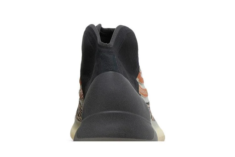 Krossovki-adidas-Yeezy-Quantum-Flash-Orange-6