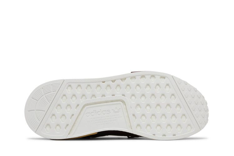 Кроссовки Adidas Wmns NMD_R1 'Maroon Gold'