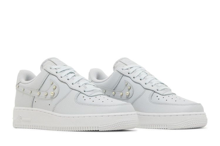 wmns-air-force-1-07-se-pearl-swoosh-pure-platinum-dv3810-001_07