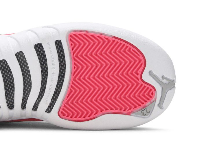 air-jordan-12-retro-gs-grey-pink-510815-060_04