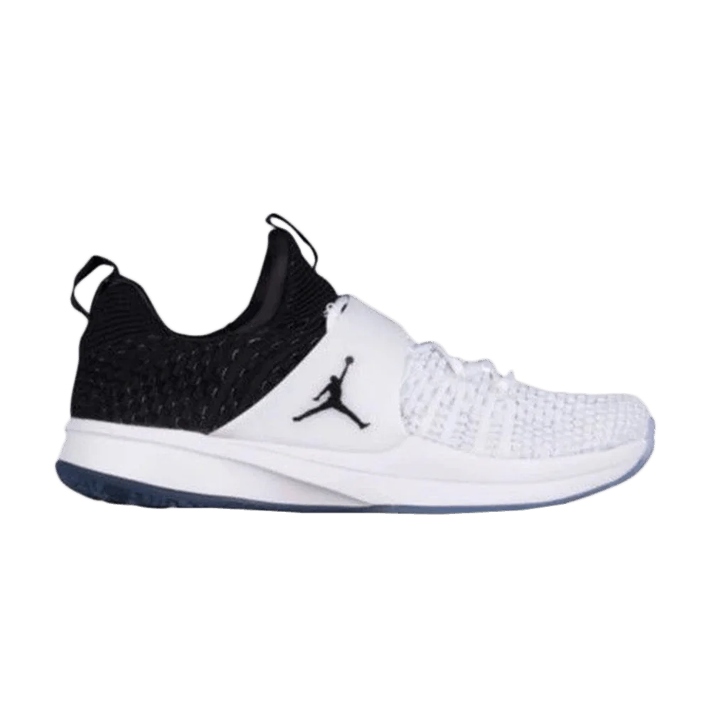 Krossovki-Air-Jordan-Trainer-2-Flyknit-Black-White