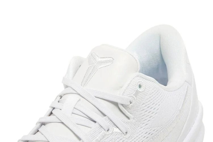 Krossovki-Nike-Kobe-8-Protro-Halo-8