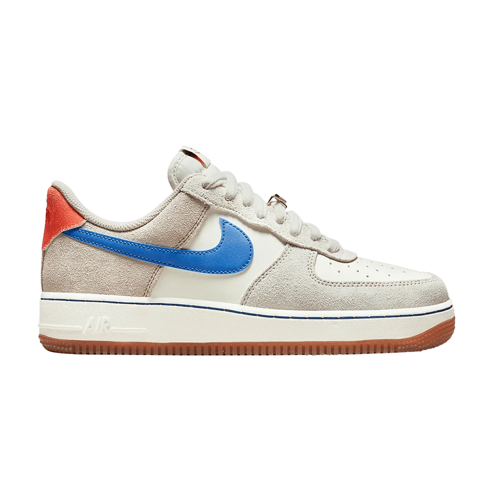 Krossovki-Nike-Wmns-Air-Force-1-07-SE-First-Use-Sail-Royal