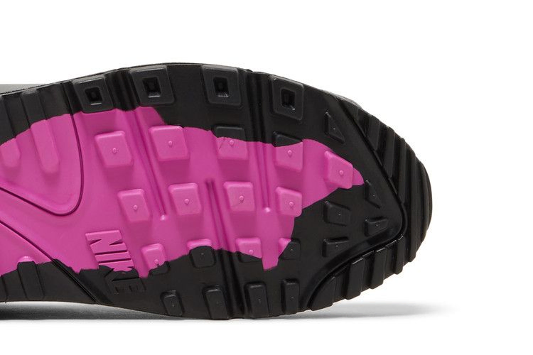 air-max-90-gore-tex-tour-yellow-cargo-khaki-dj9779-001_04
