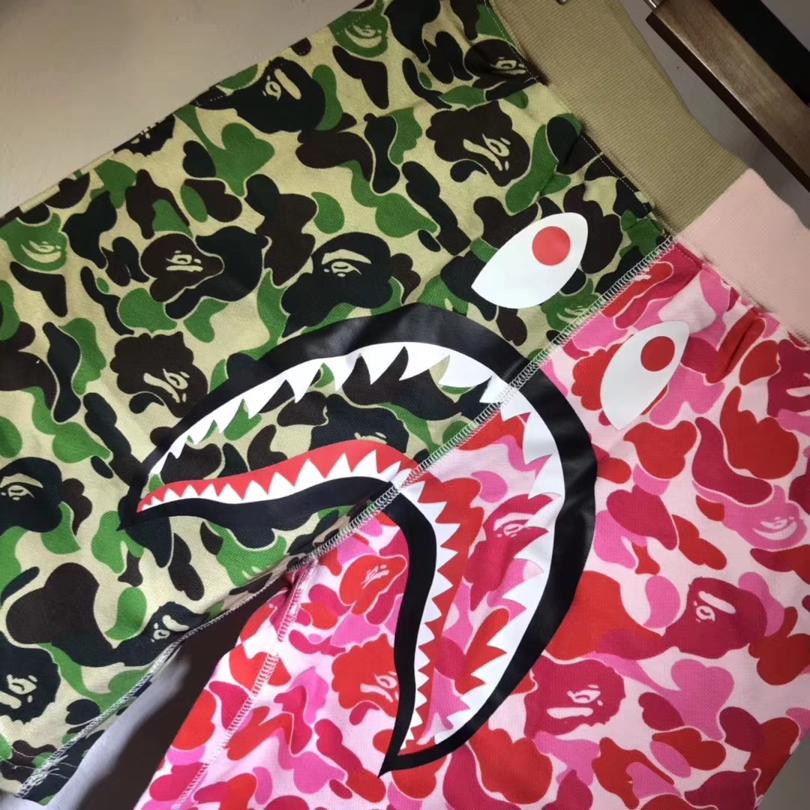 Спортивные шорты BAPE ABC Split Shark Shorts Green Pink