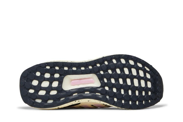 wmns-ultraboost-5-0-dna-shadow-navy-lilac-speckled-gv8736_03-1