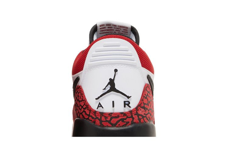 Кроссовки Air Jordan Legacy 312 Low GS 'Chicago Red'