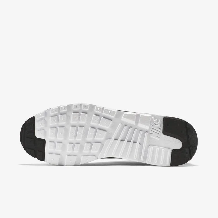 Krossovki-Nike-Air-Max-Tavas-SD-4