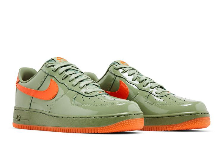 air-force-1-low-premium-oil-green-safety-orange-hj9118-386_07