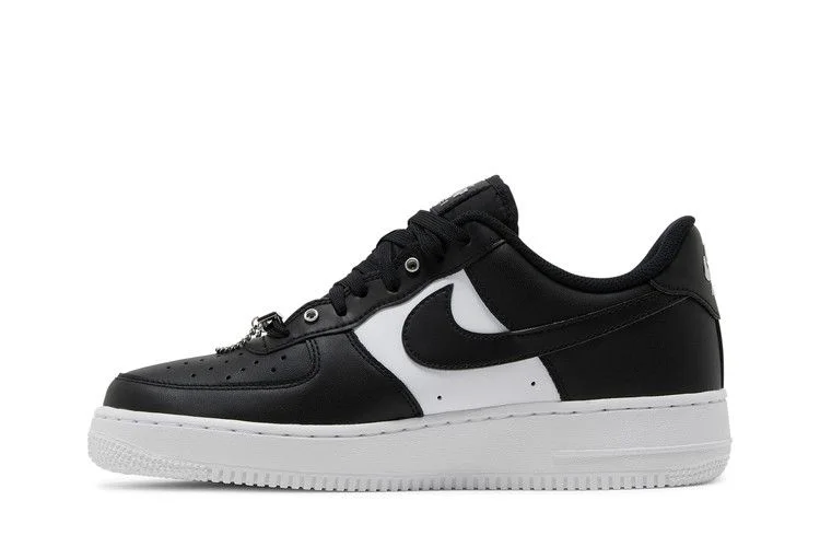 Кроссовки Nike Air Force 1 '07 Premium 'Silver Chain - Black'