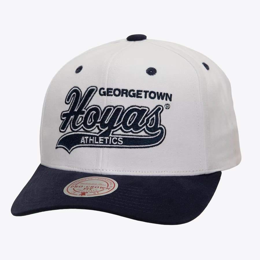 Бейсболка Mitchell & Ness White Georgetown Hoyas Vault Collection Tail Sweep Pro Snapback Hat
