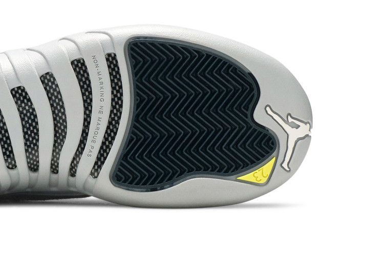 Кроссовки Air Jordan 12 Retro Low GS 'Wolf Grey'