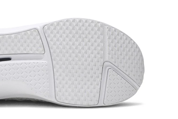 Krossovki-Fenty-x-Puma-Wmns-Trainer-White-4