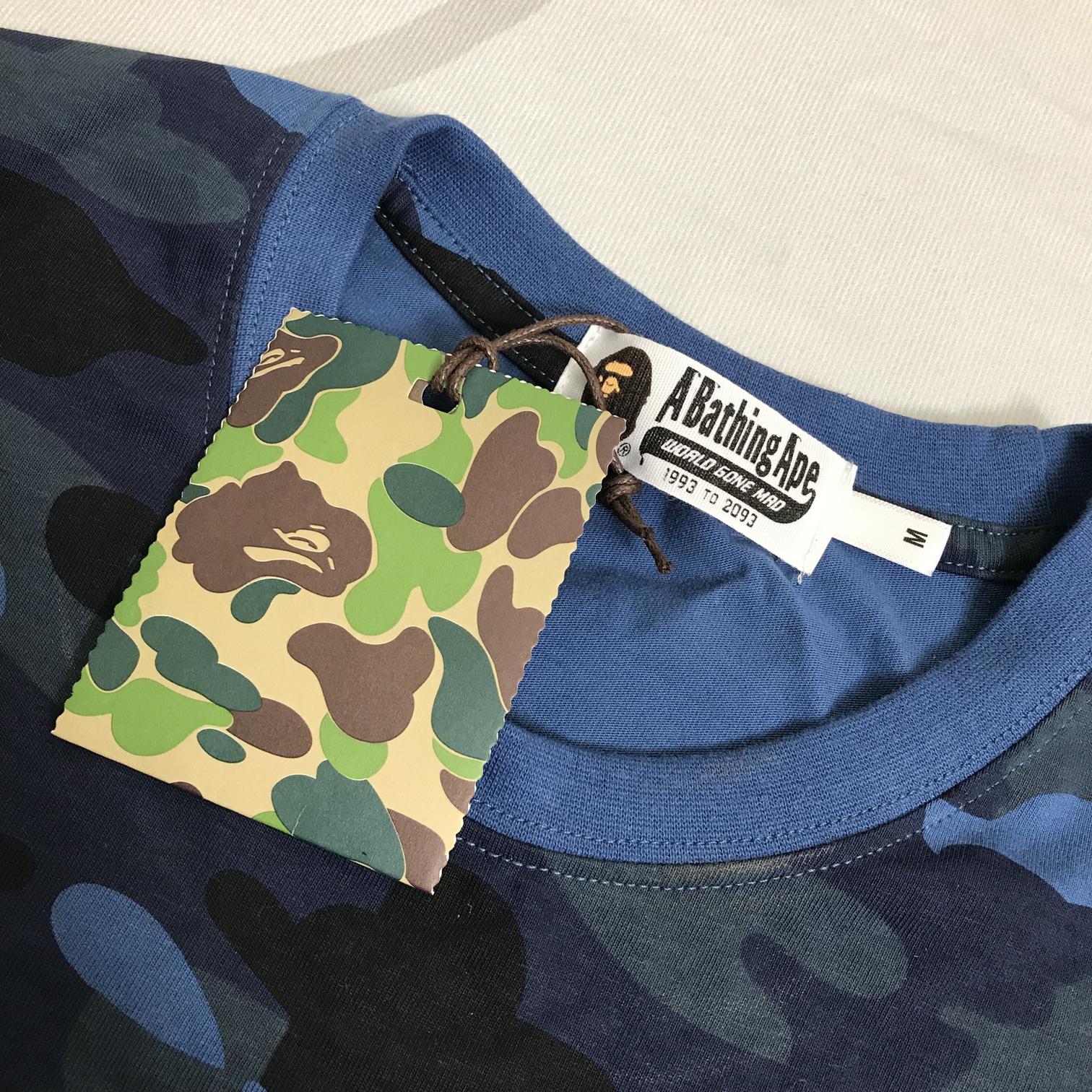 Футболка BAPE Color Camo Side Shark Tee Navy