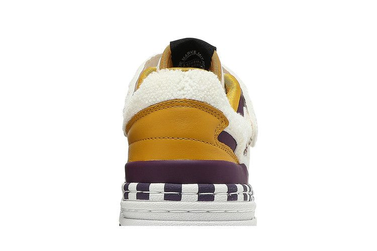 Кроссовки Girls Are Awesome x adidas Wmns Triple Platforum Low 'White Purple Beauty'