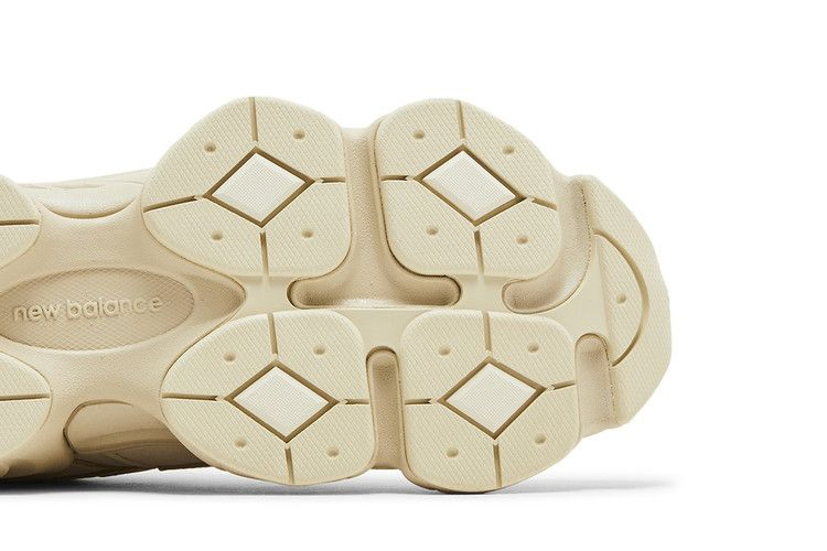 Кроссовки New Balance 9060 'Bone Sparrow'