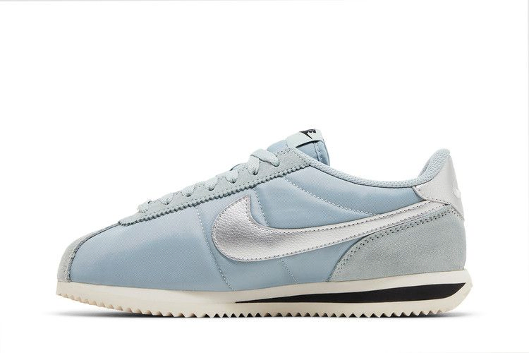 wmns-cortez-light-pumice-dz2795-002_02