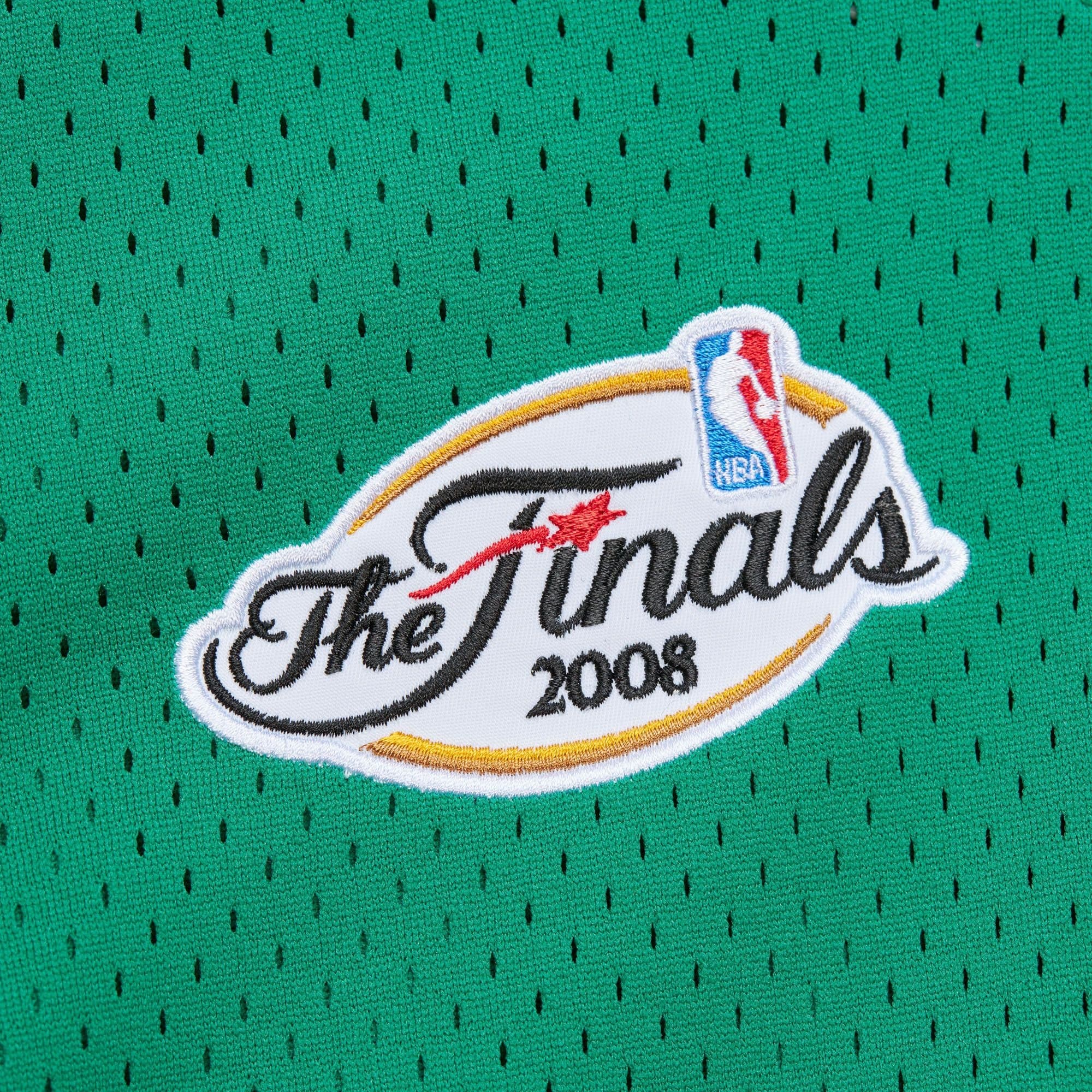 Футболка Mitchell & Ness Fashion Mesh V-Neck Vintage Logo Boston Celtics T-Shirt