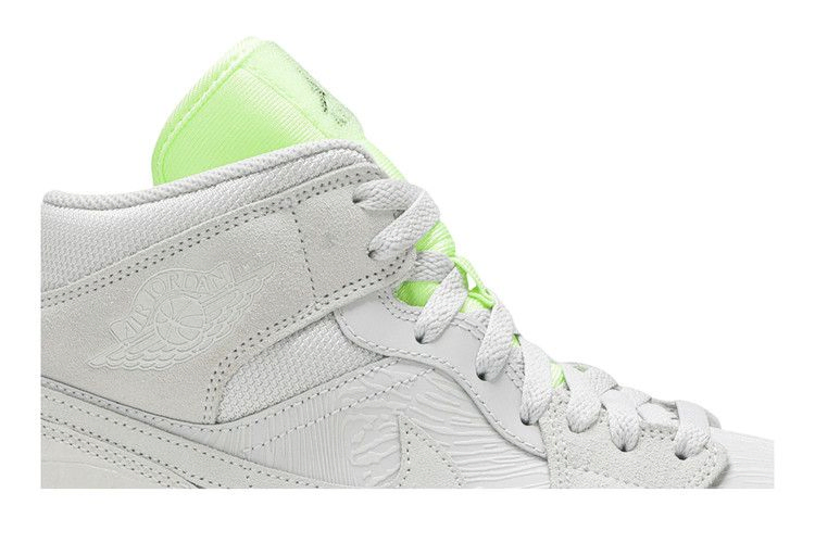 Кроссовки Wmns Air Jordan 1 Mid 'Ghost Green'