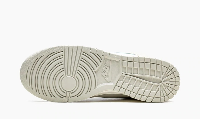 Nike-Dunk-High-SE-First-Use-Pack-Light-Bone-Green-Noise-4-1
